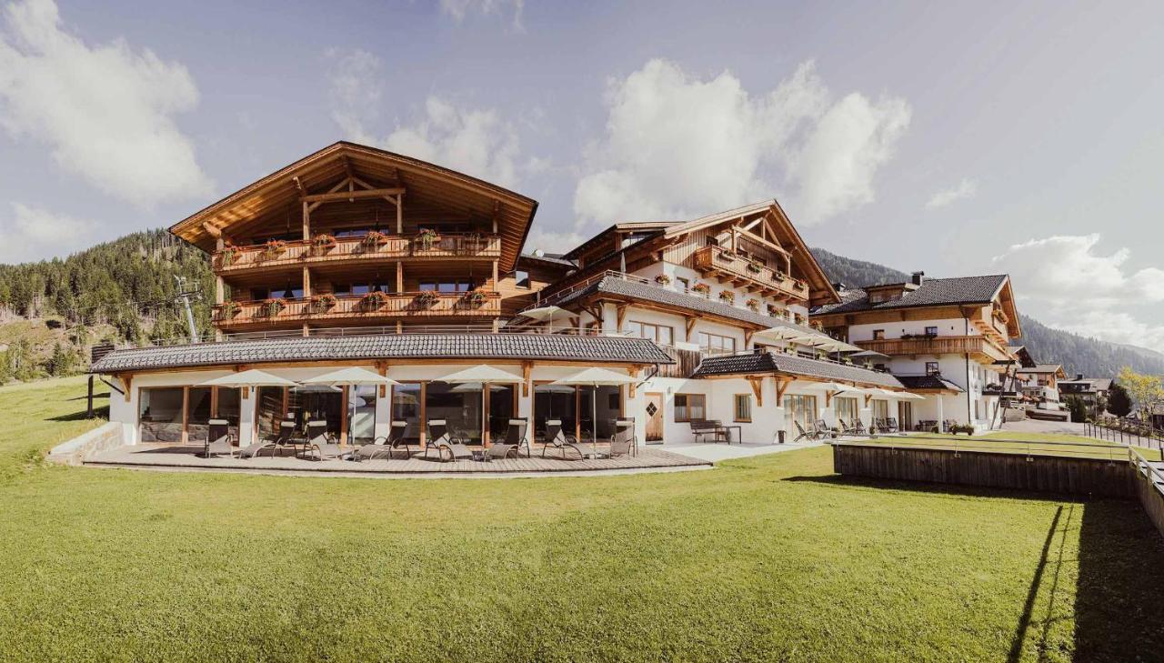 Tillga Glueck - 4 Stars 4* Obertilliach