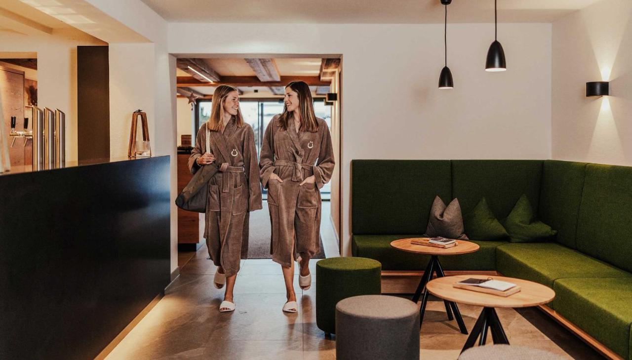 Tillga Glueck - 4 Stars 4* Obertilliach